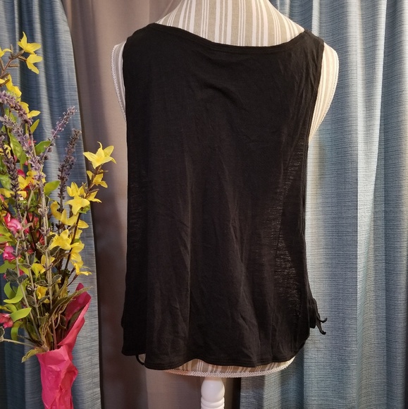 🌻🌺🌻VICTORIA'S SECRET PINK TIE SIDE TANK TOP!! - Picture 3 of 6